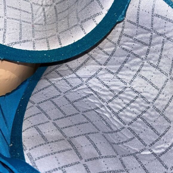 Victoria's Secret Women's Blue Heather Uplift Semi Demi Underwire Bra Size 38D - Picture 10 of 11